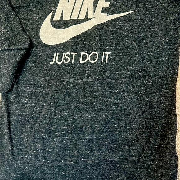 Nike light weight hoodie. Never worn. - Picture 2 of 3